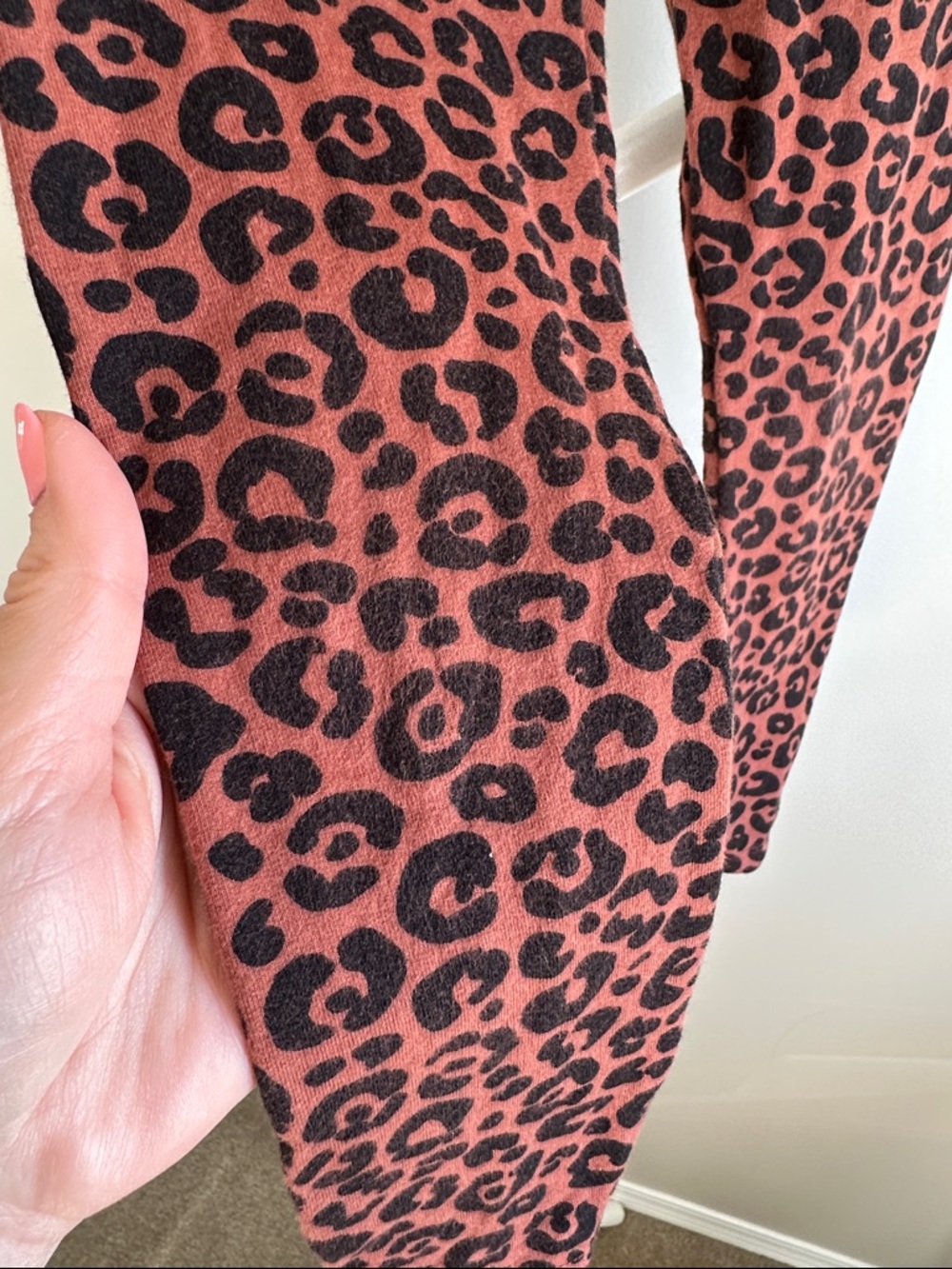 H&M Leopard Print Set Size 5T - Picture 12 of 16